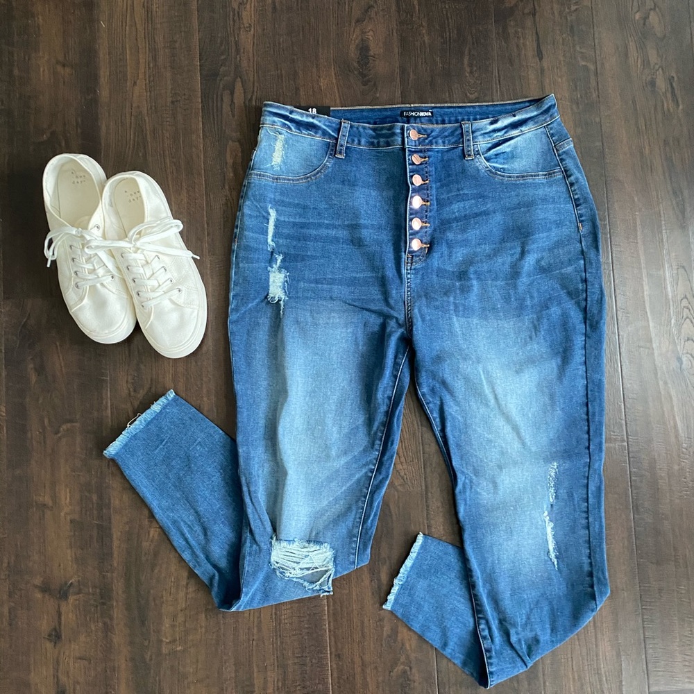 Fashion Nova Distressed Jean